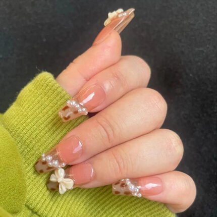 Cherry Red Artificial Press-On Nails – Gold Foil Design